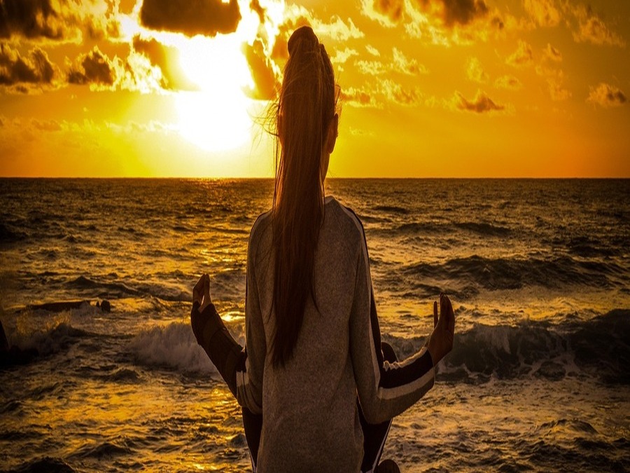 How the 5-4-3-2-1 Grounding Technique Can Help You Calm Down